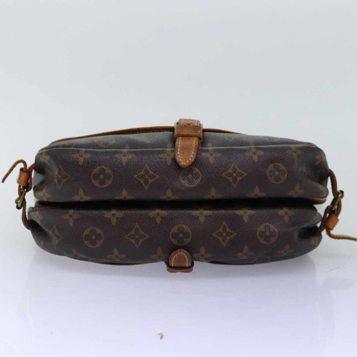 Louis Vuitton Saumur Brown Canvas Shoulder Bag (Pre-Owned) Size ONE SIZE - 3 Thumbnail