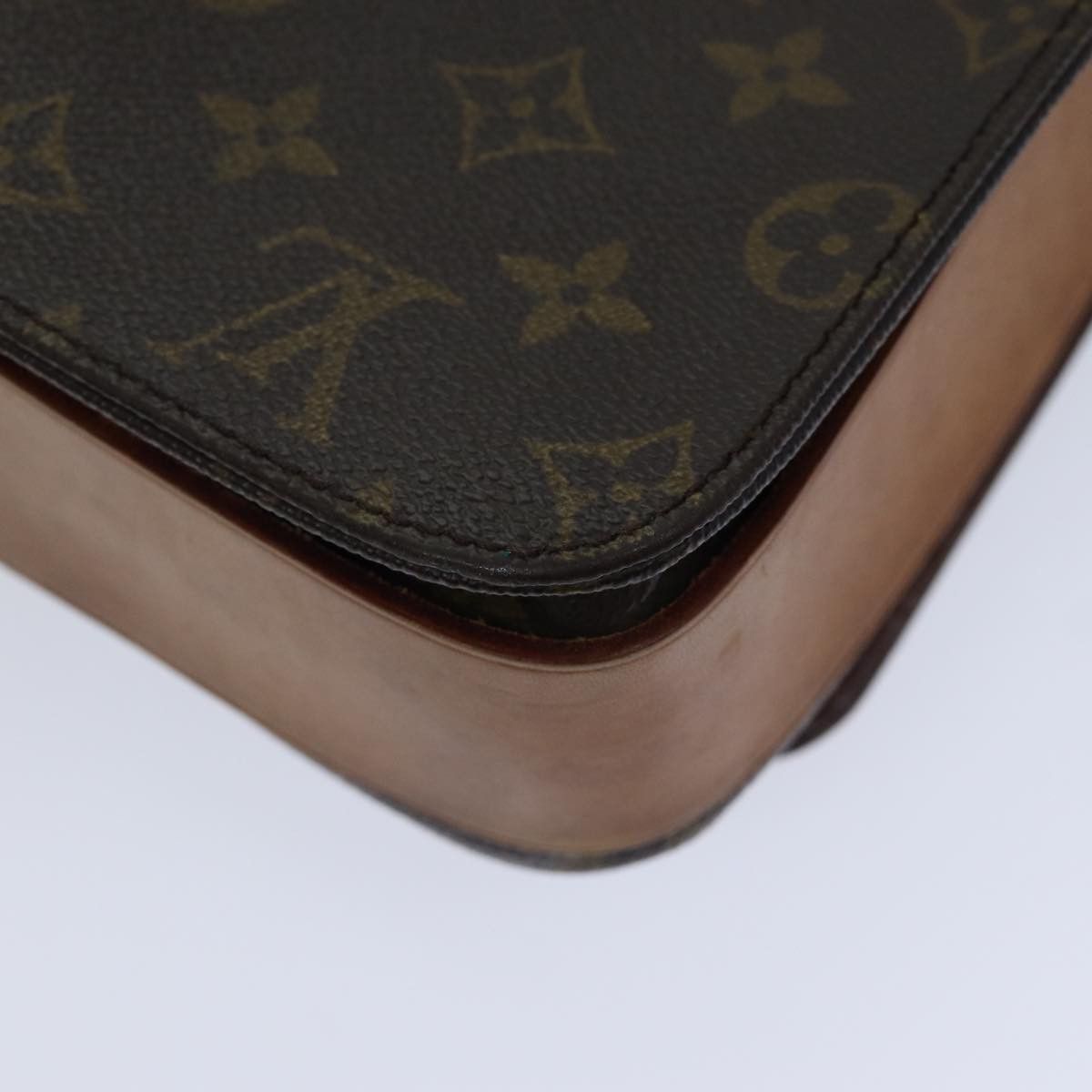 Louis Vuitton Cartouchière 26 Brown Canvas Shoulder Bag (Pre-Owned) Size ONE SIZE - 17 Thumbnail