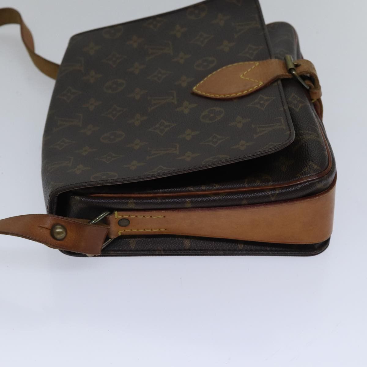Louis Vuitton Cartouchière 26 Brown Canvas Shoulder Bag (Pre-Owned) Size ONE SIZE - 3 Thumbnail