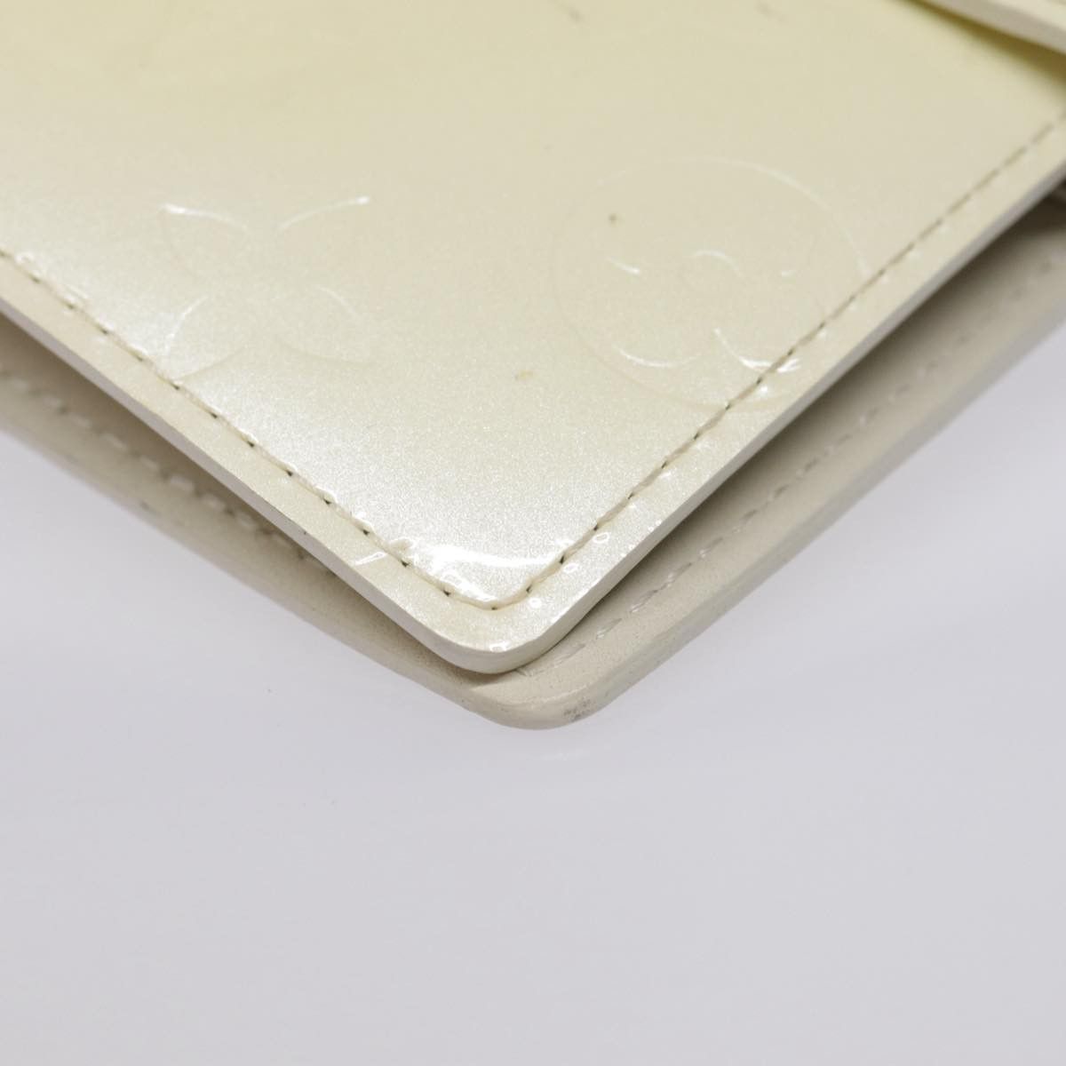 Louis Vuitton Ecru Patent Leather Wallet (Pre-Owned) Size ONE SIZE - 14 Thumbnail