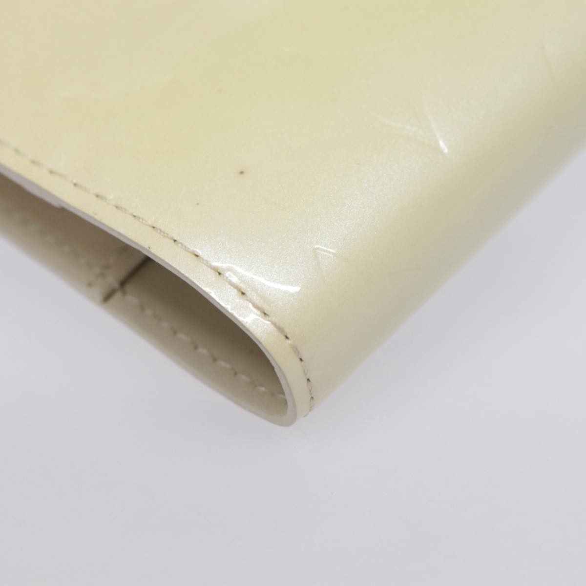 Louis Vuitton Ecru Patent Leather Wallet (Pre-Owned) Size ONE SIZE - 9 Thumbnail