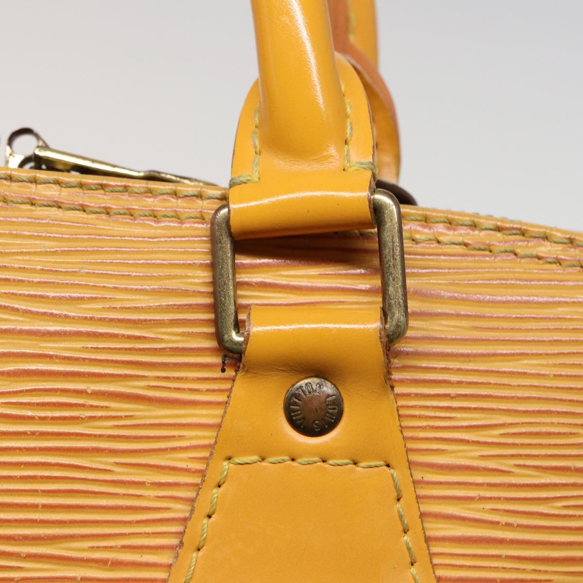 Louis Vuitton Alma Yellow Leather Handbag (Pre-Owned) Size ONE SIZE - 17 Thumbnail