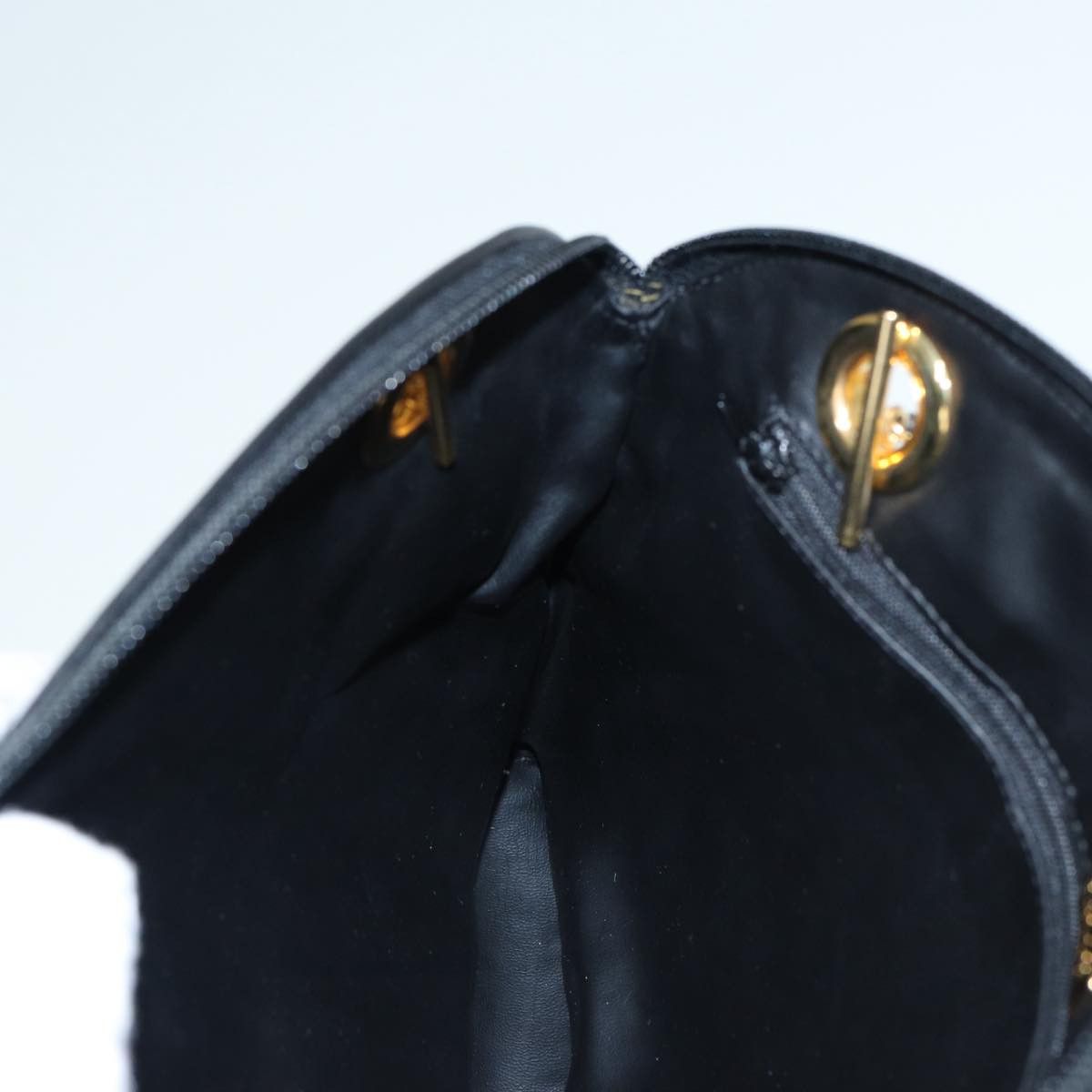Bally Black Leather Shoulder Bag (Pre-Owned) Size ONE SIZE - 20 Thumbnail