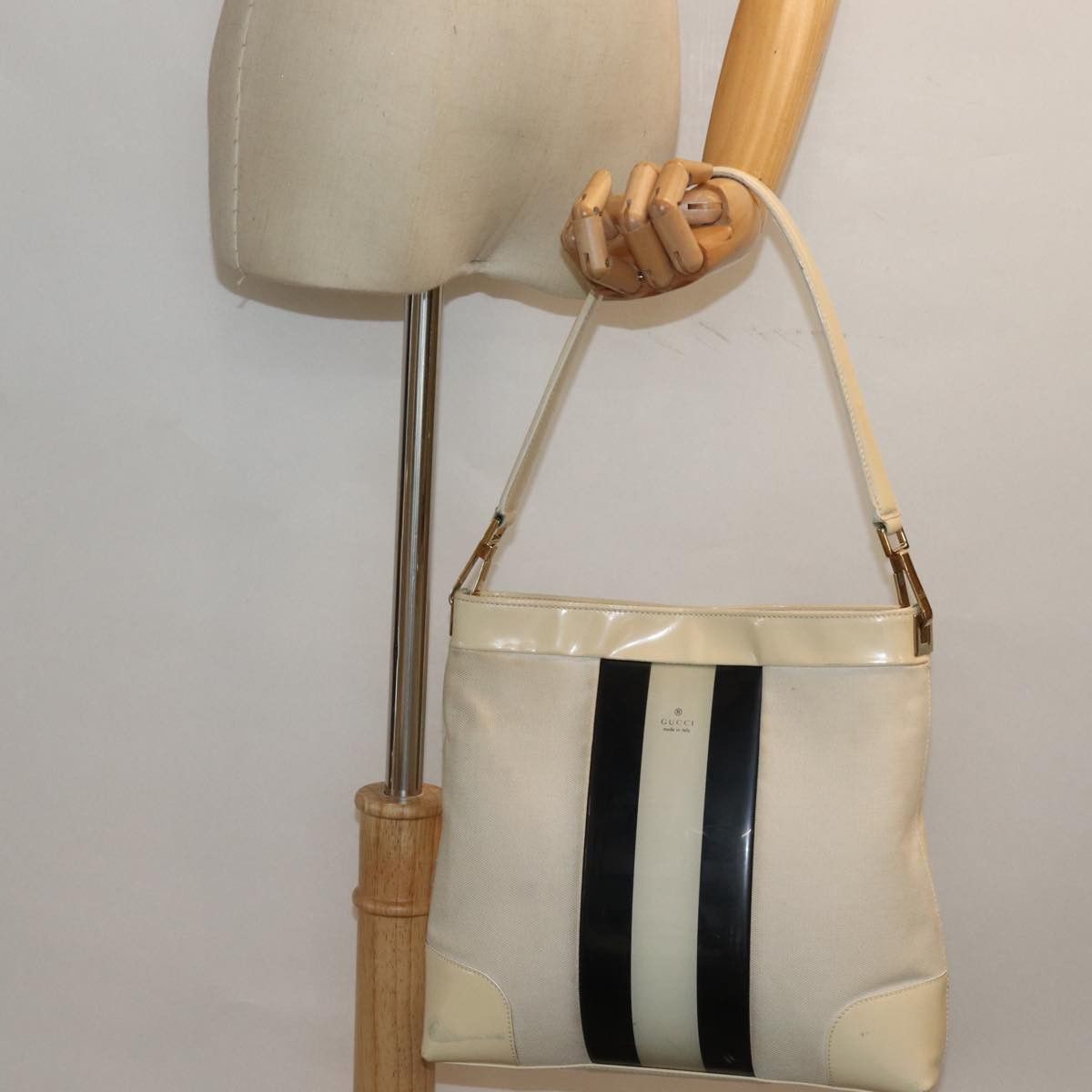Gucci Black Canvas Shoulder Bag (Pre-Owned) Size ONE SIZE - 14 Thumbnail