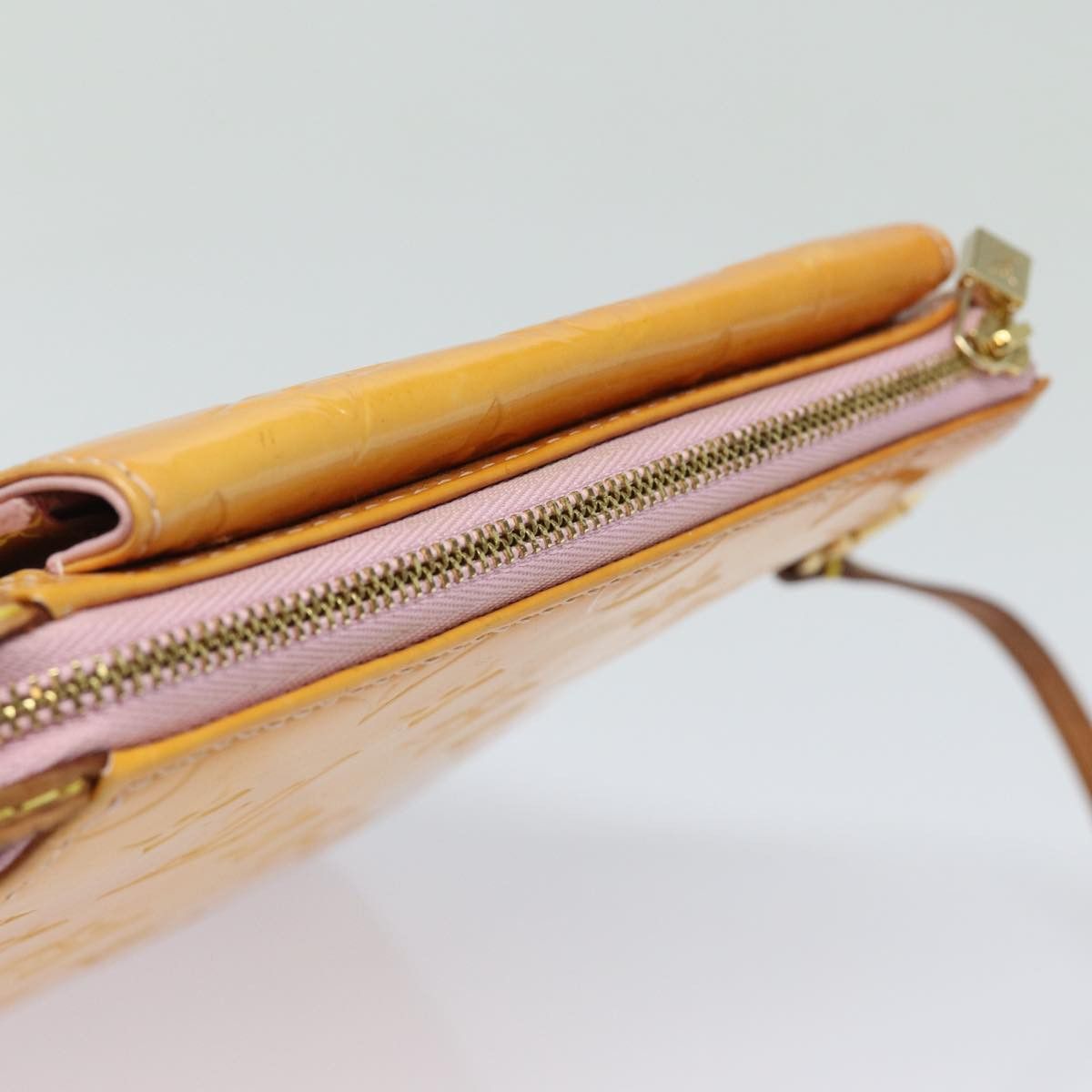 Louis Vuitton Mott Yellow Patent Leather Shoulder Bag (Pre-Owned) Size ONE SIZE - 16 Thumbnail