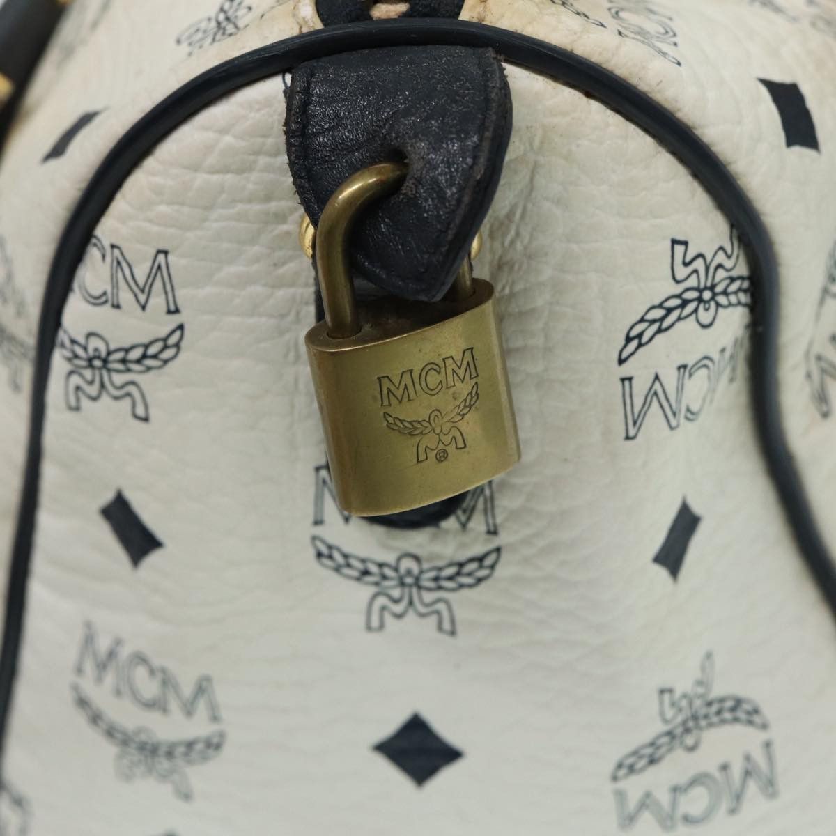 MCM Visetos White Leather Handbag (Pre-Owned) Size ONE SIZE - 17 Thumbnail