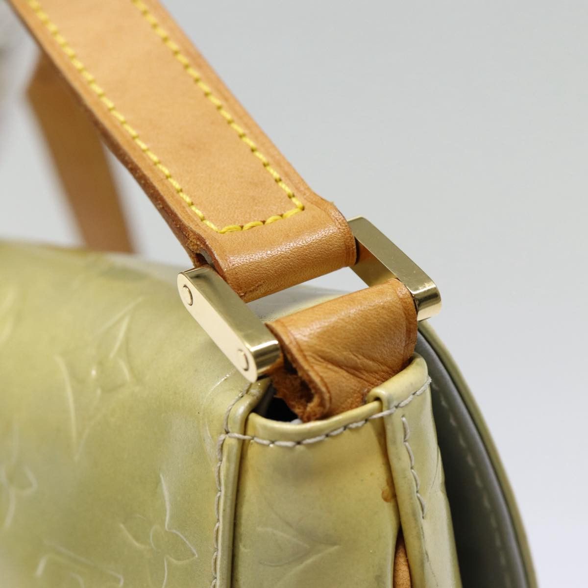 Louis Vuitton Thompson Street Grey Patent Leather Shoulder Bag Size ONE SIZE - 11 Thumbnail