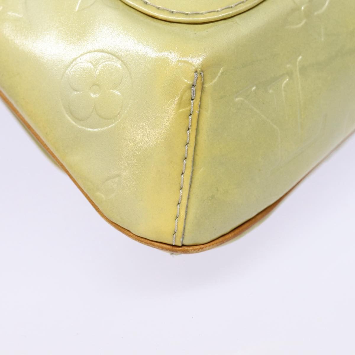 Louis Vuitton Thompson Street Grey Patent Leather Shoulder Bag Size ONE SIZE - 10 Thumbnail
