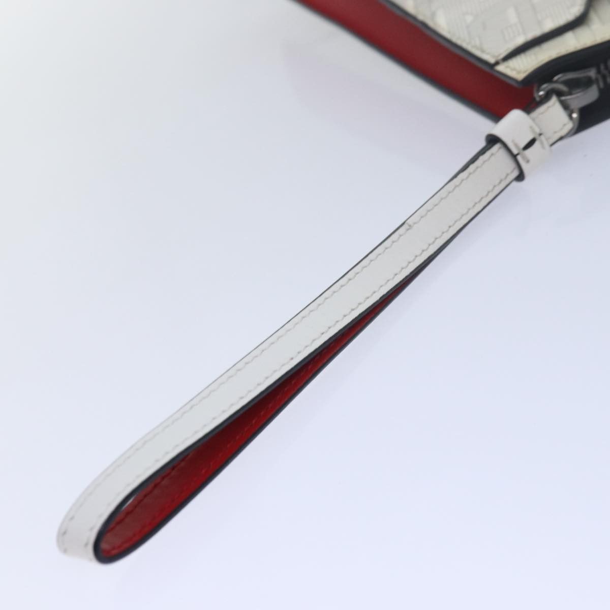 Christian Louboutin White Leather Clutch Bag (Pre-Owned) Size ONE SIZE - 9 Thumbnail