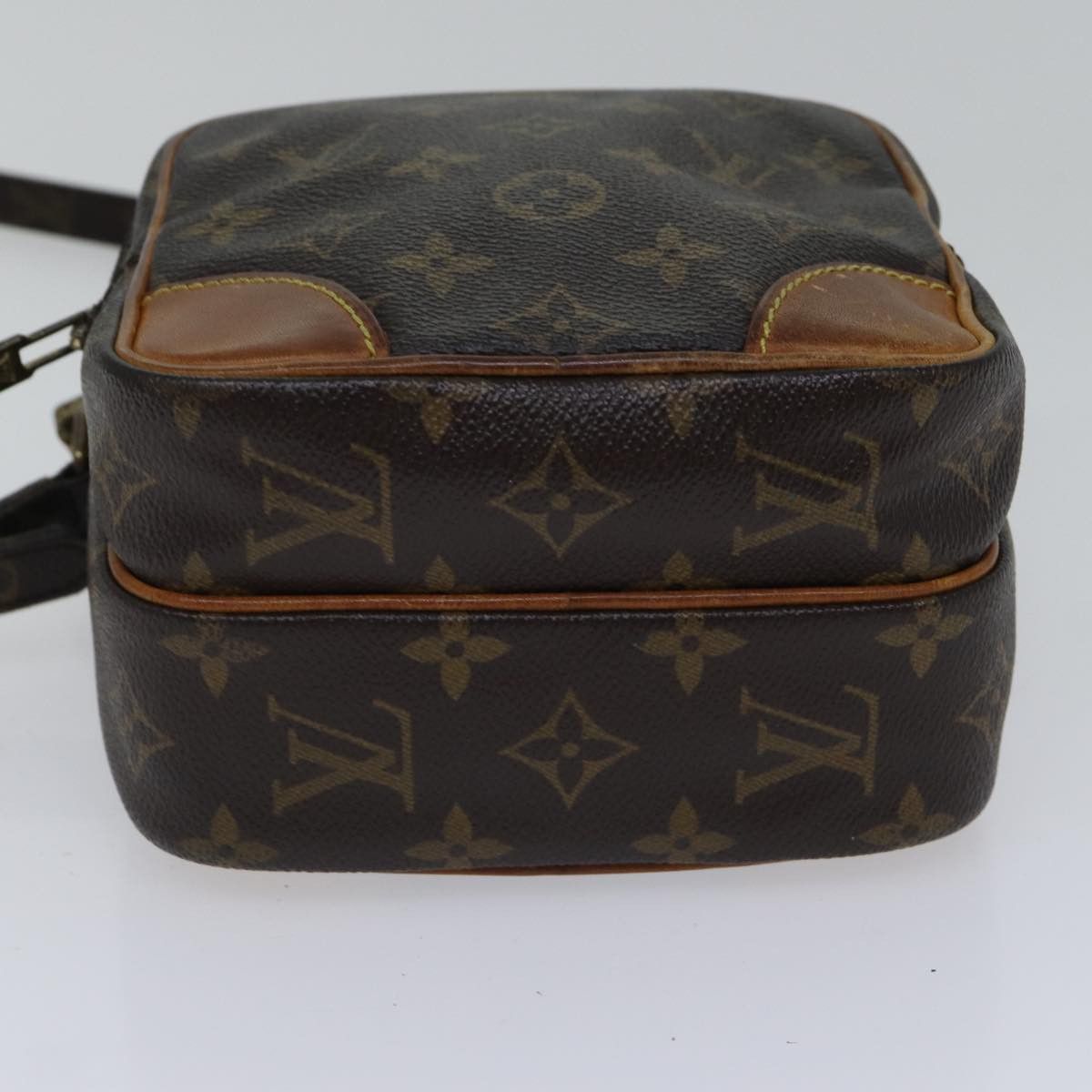 Louis Vuitton Amazon Brown Canvas Shoulder Bag (Pre-Owned) Size ONE SIZE - 4 Thumbnail