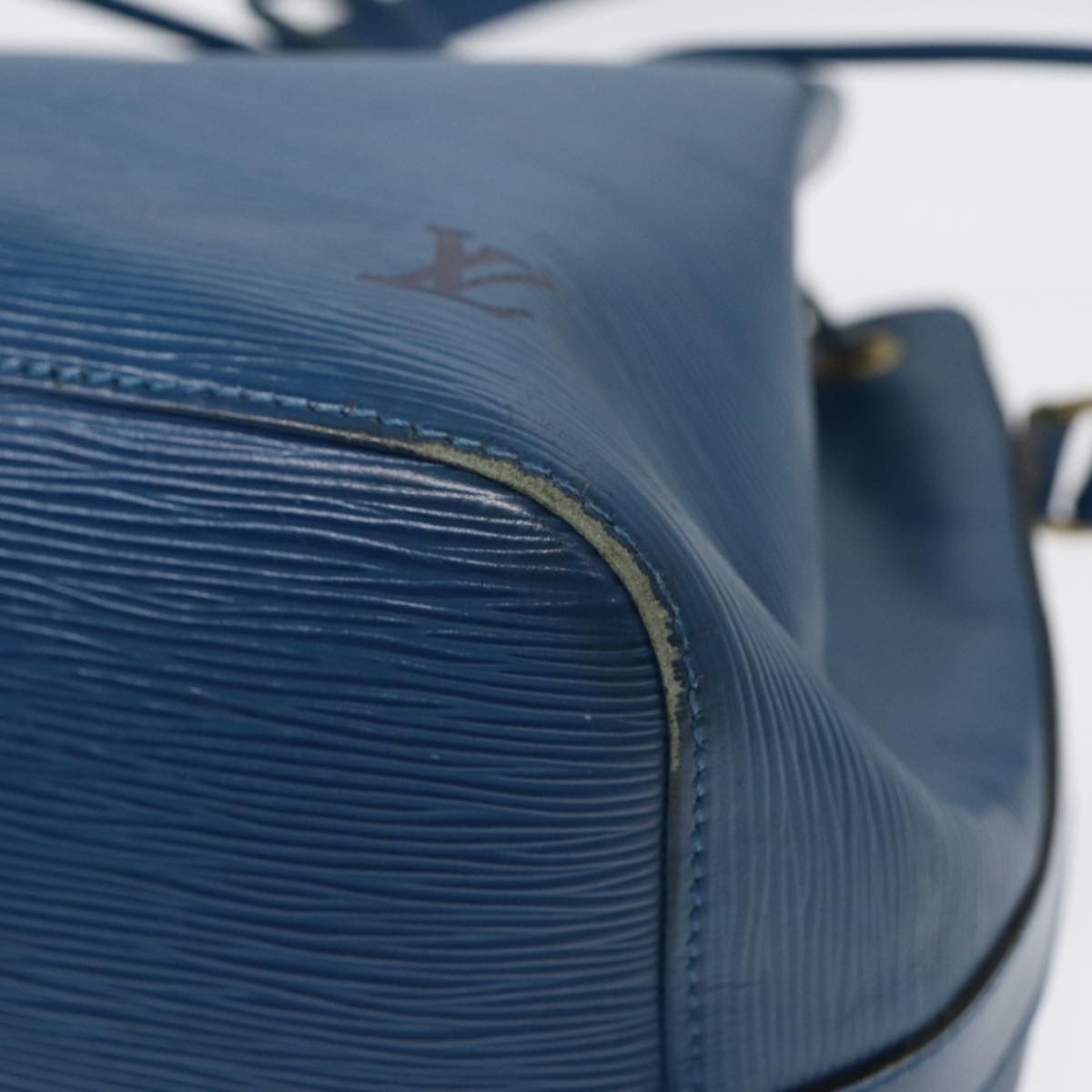 Louis Vuitton Noe Blue Leather Shoulder Bag (Pre-Owned) Size ONE SIZE - 12 Thumbnail