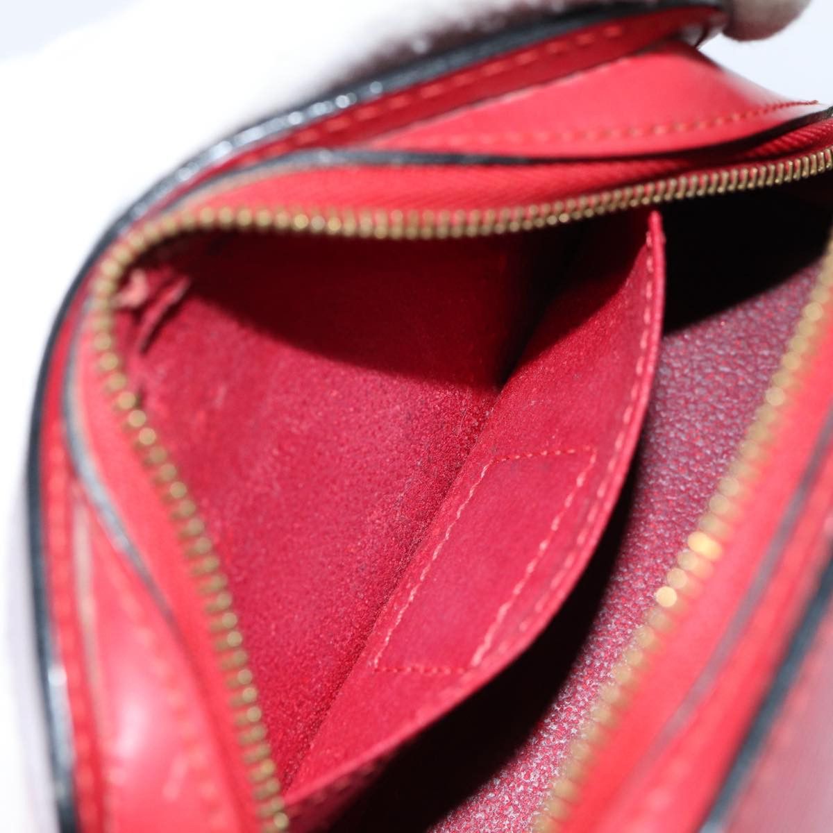 Louis Vuitton Dauphine Red Leather Clutch Bag (Pre-Owned) Size ONE SIZE - 10 Thumbnail