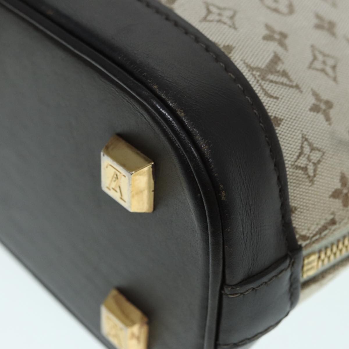 Louis Vuitton Alma Long Grey Canvas Handbag (Pre-Owned) Size ONE SIZE - 20 Thumbnail