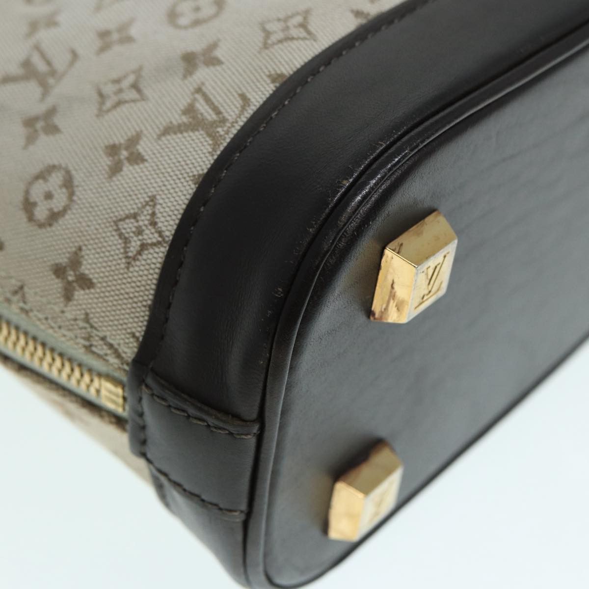 Louis Vuitton Alma Long Grey Canvas Handbag (Pre-Owned) Size ONE SIZE - 17 Thumbnail