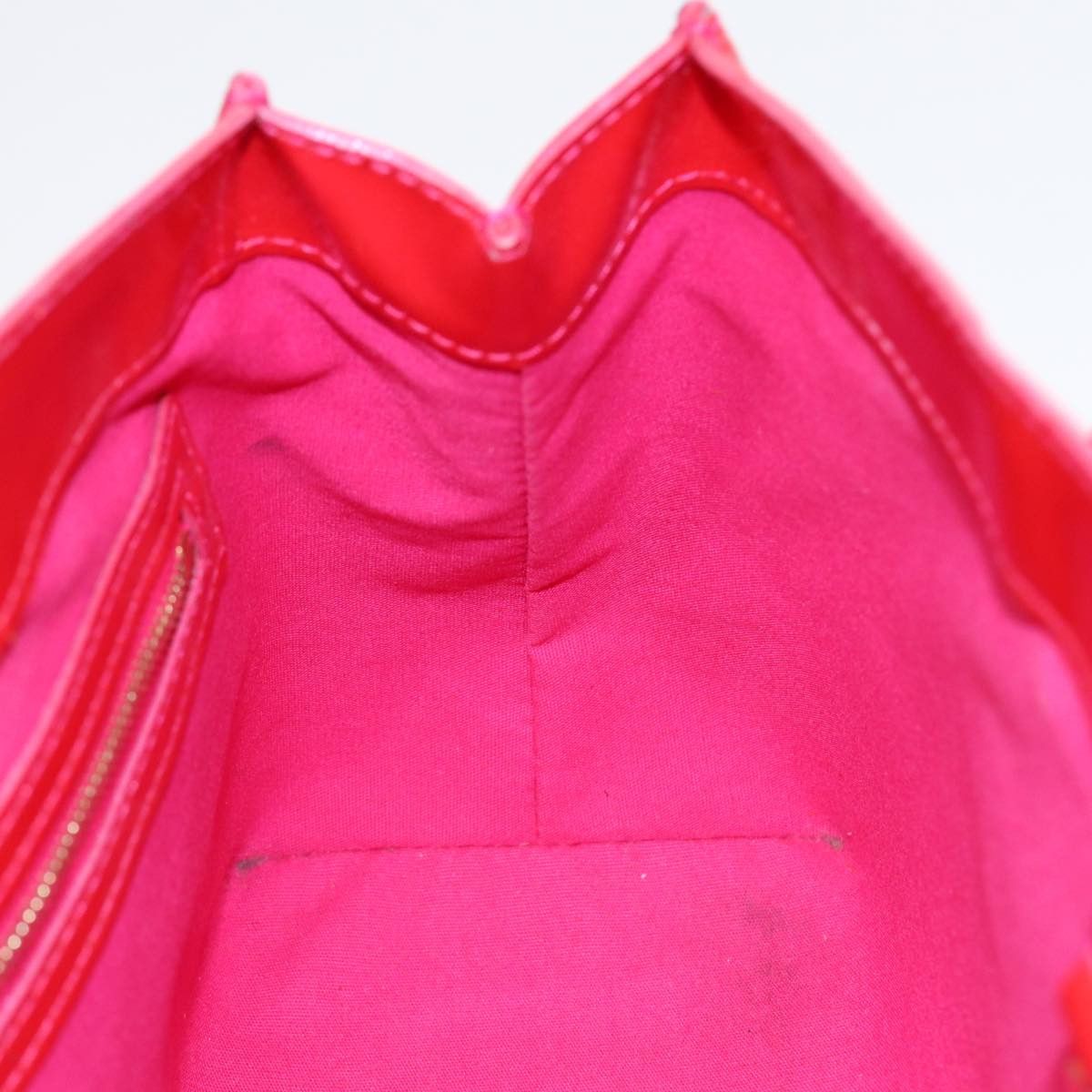Louis Vuitton Wilshire Pink Patent Leather Handbag (Pre-Owned) Size ONE SIZE - 20 Thumbnail