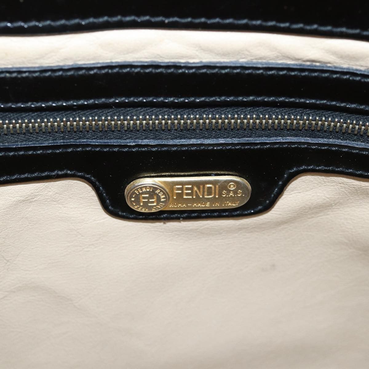 Fendi Black Patent Leather Tote Bag (Pre-Owned) Size ONE SIZE - 6 Thumbnail