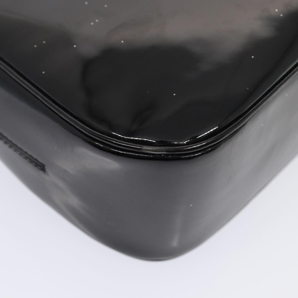Salvatore Ferragamo Vara Black Patent Leather Shoulder Bag (Pre-Owned) Size ONE SIZE - 16 Thumbnail