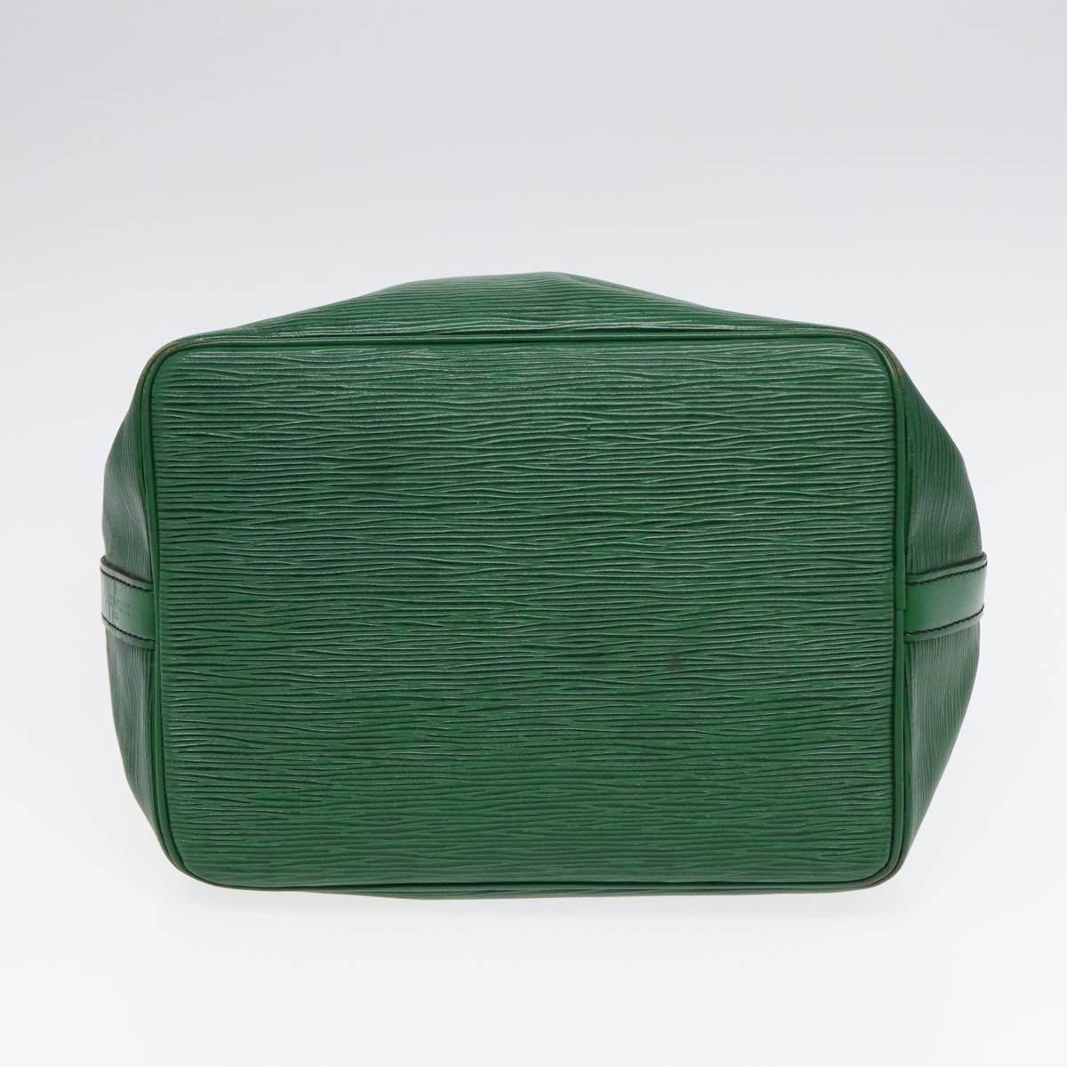 Louis Vuitton Noé Green Leather Shoulder Bag (Pre-Owned) Size ONE SIZE - 3 Thumbnail