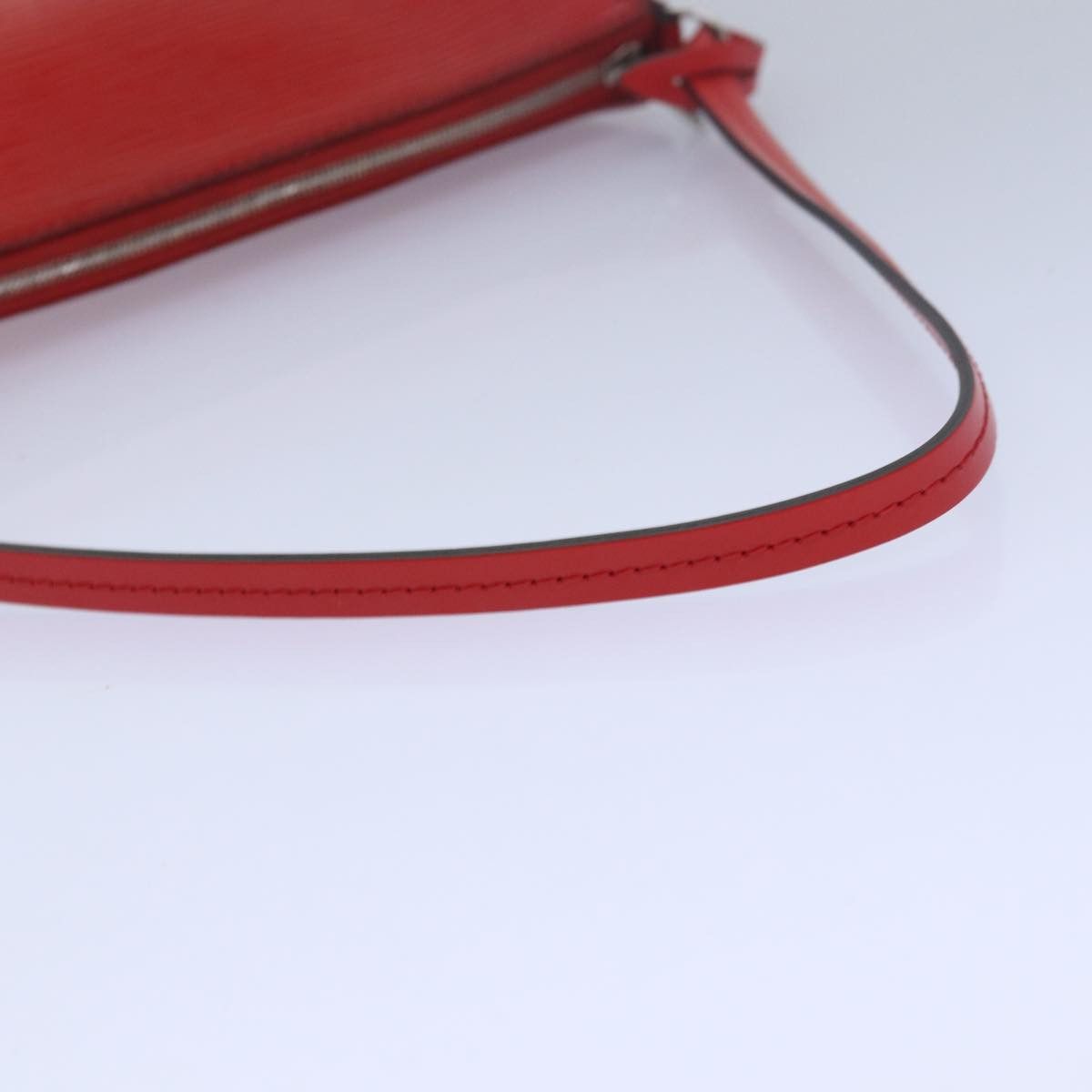 Louis Vuitton Pochette Accessoires Red Leather Clutch Bag (Pre-Owned) Size ONE SIZE - 11 Thumbnail