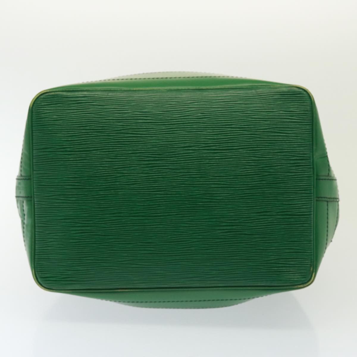 Louis Vuitton Noé Green Leather Shoulder Bag (Pre-Owned) Size ONE SIZE - 17 Thumbnail