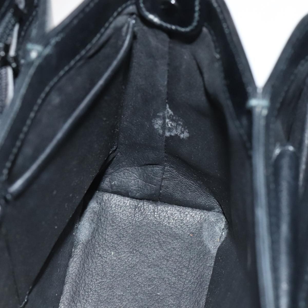 Gucci Black Leather Handbag (Pre-Owned) Size ONE SIZE - 15 Thumbnail