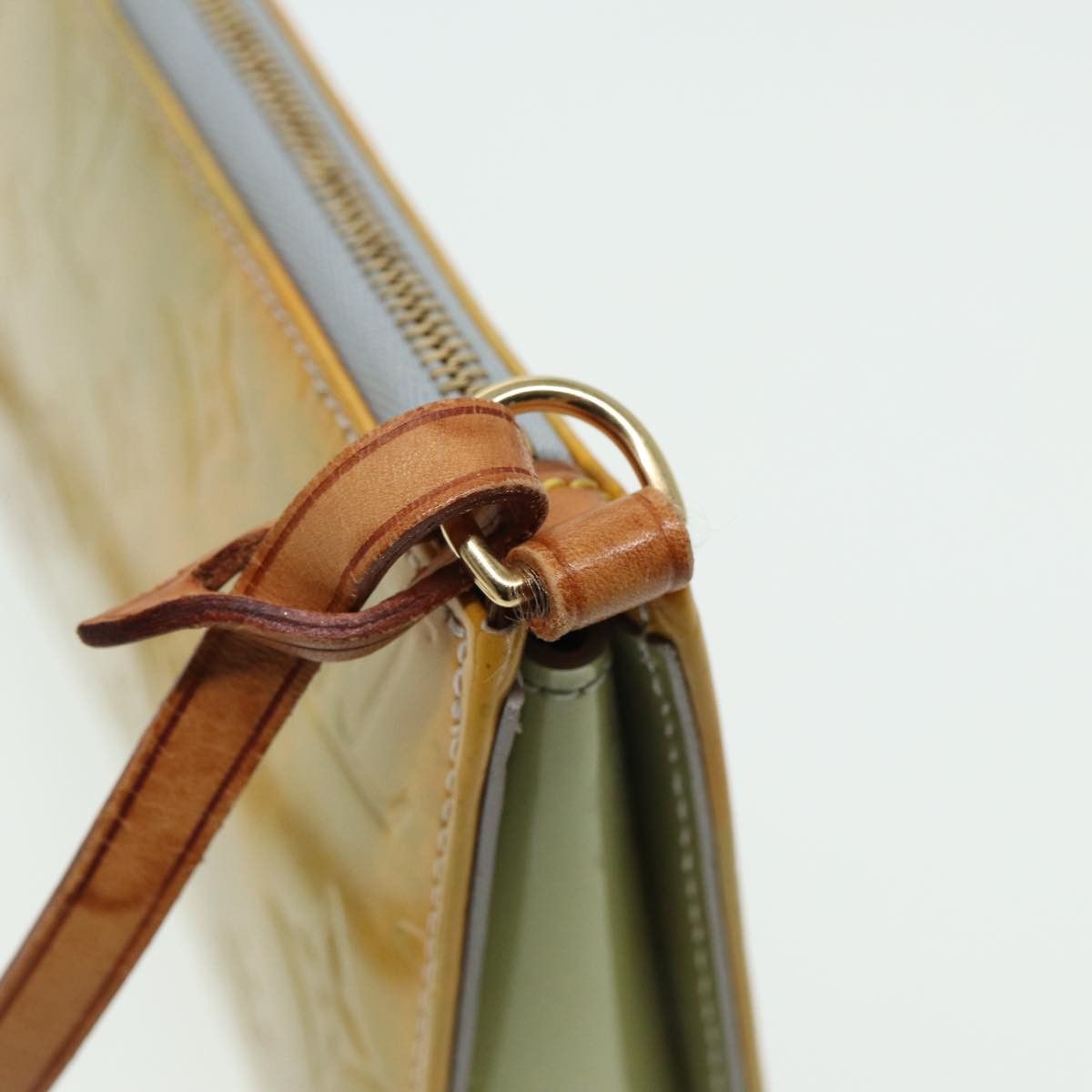 Louis Vuitton Lexington Yellow Patent Leather Clutch Bag (Pre-Owned) Size ONE SIZE - 19 Thumbnail