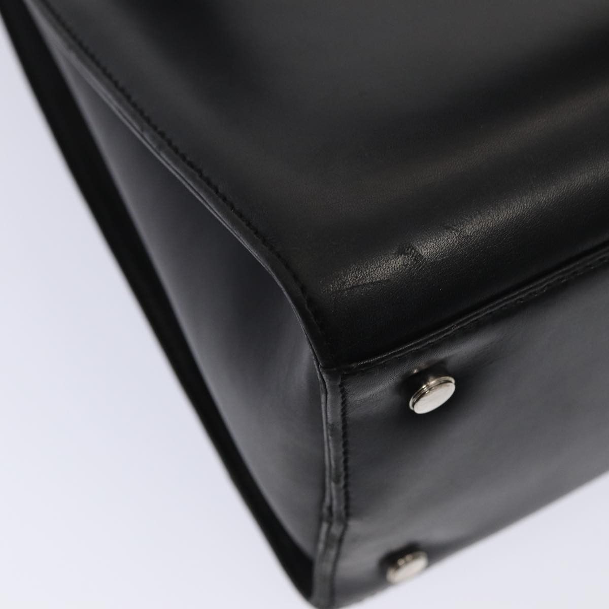 Salvatore Ferragamo Gancini Black Leather Shoulder Bag (Pre-Owned) Size ONE SIZE - 19 Thumbnail