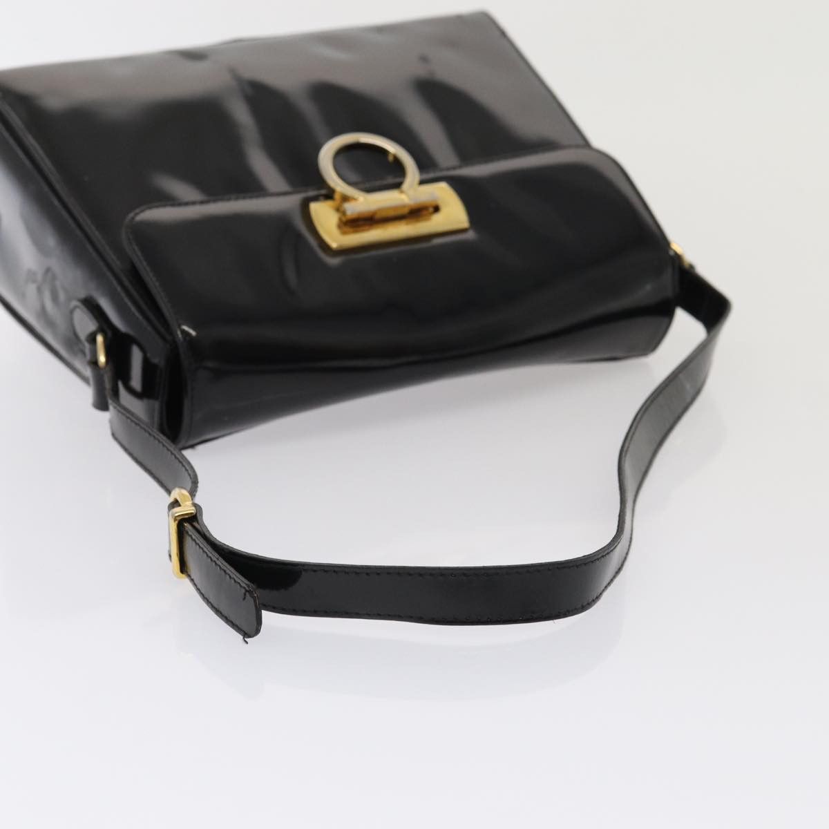 Salvatore Ferragamo Gancini Black Patent Leather Shoulder Bag (Pre-Owned) Size ONE SIZE - 18 Thumbnail