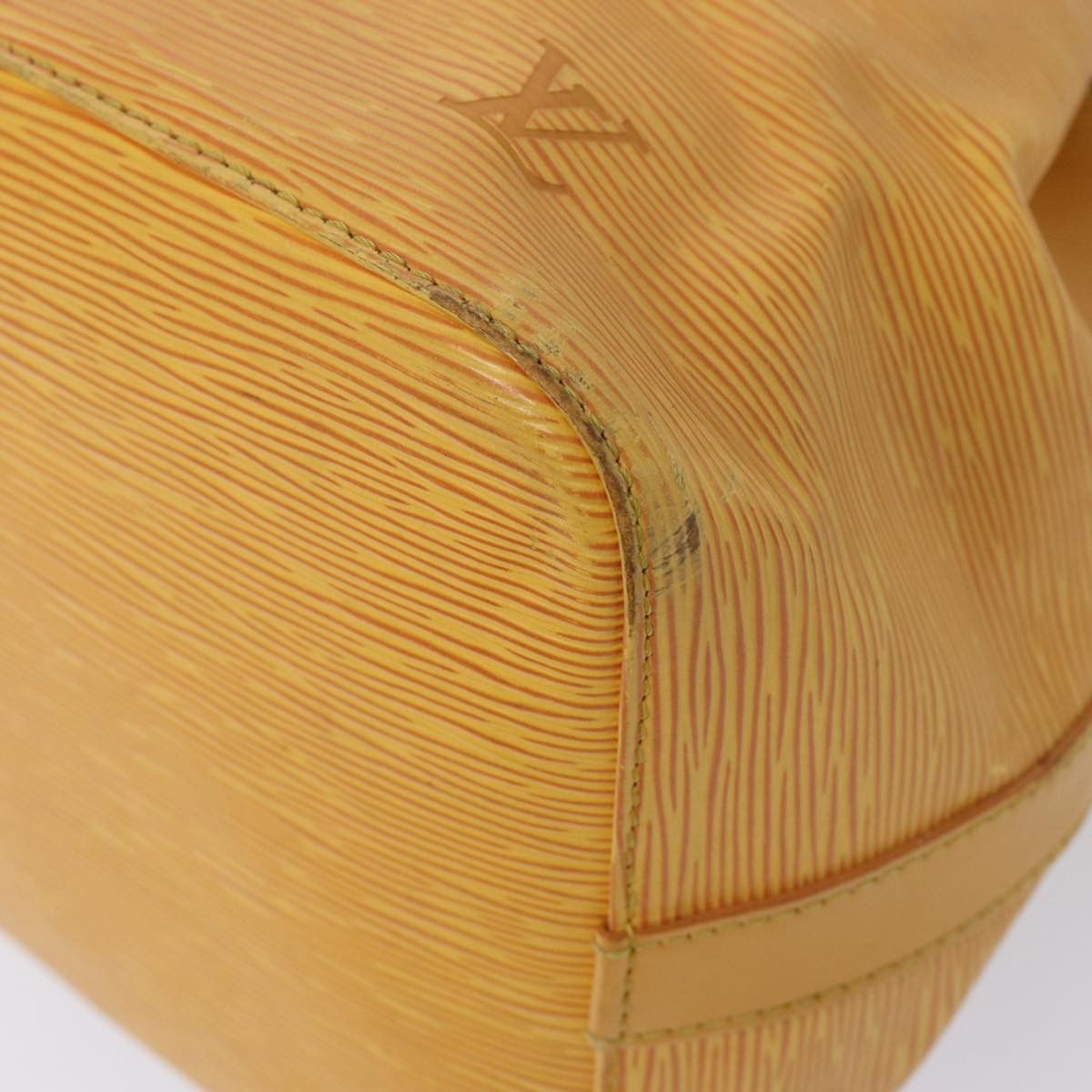Louis Vuitton Noé Yellow Leather Shoulder Bag (Pre-Owned) Size ONE SIZE - 6 Thumbnail