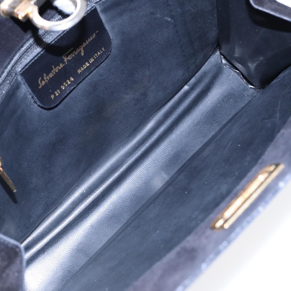 Salvatore Ferragamo Gancini Black Suede Shoulder Bag (Pre-Owned) Size ONE SIZE - 17 Thumbnail