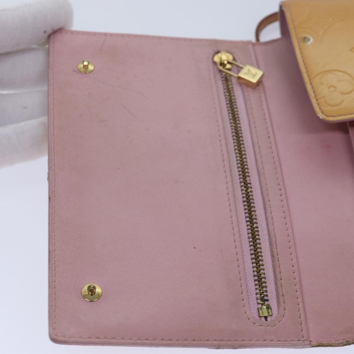 Louis Vuitton Walker Camel Patent Leather Wallet (Pre-Owned) Size ONE SIZE - 20 Thumbnail