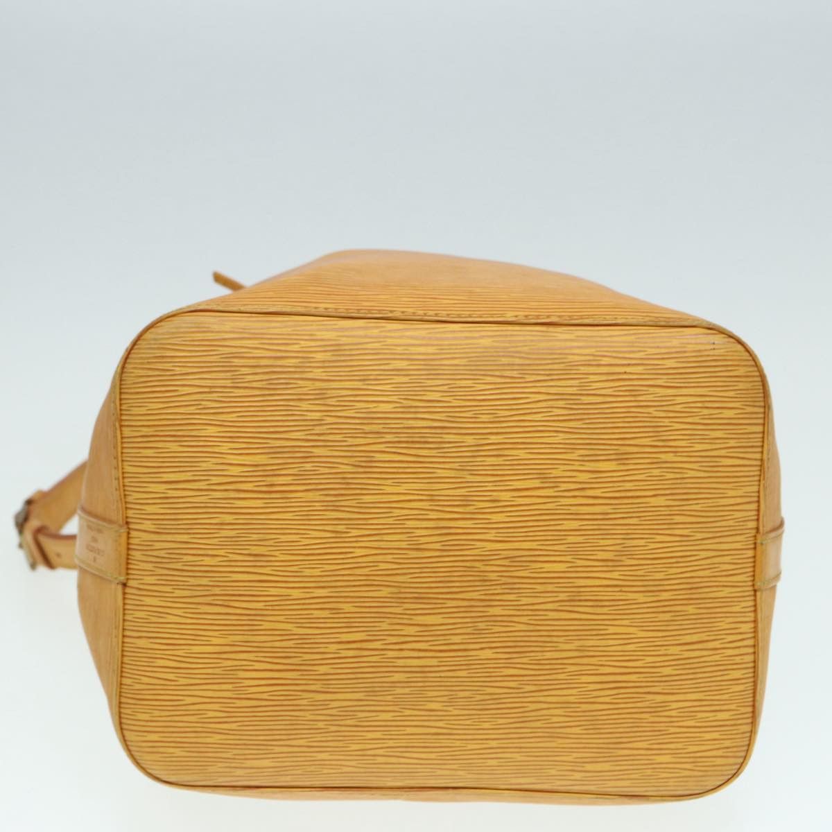 Louis Vuitton Noe Yellow Leather Shoulder Bag (Pre-Owned) Size ONE SIZE - 6 Thumbnail