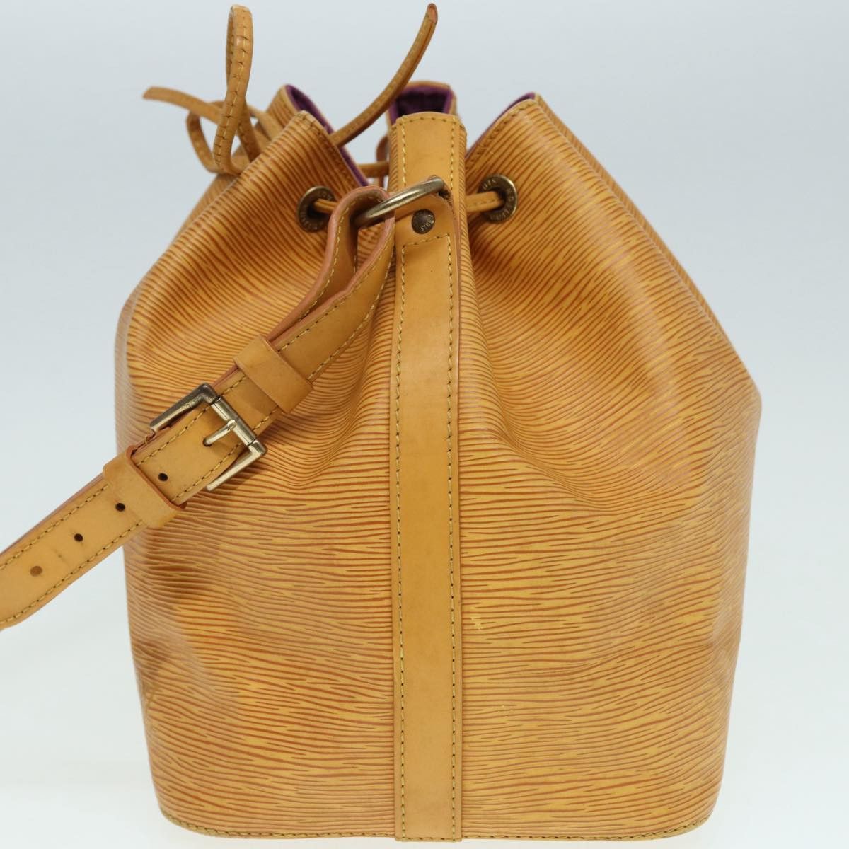 Louis Vuitton Noe Yellow Leather Shoulder Bag (Pre-Owned) Size ONE SIZE - 3 Thumbnail