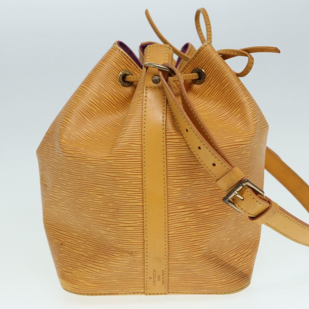 Louis Vuitton Noe Yellow Leather Shoulder Bag (Pre-Owned) Size ONE SIZE - 4 Thumbnail
