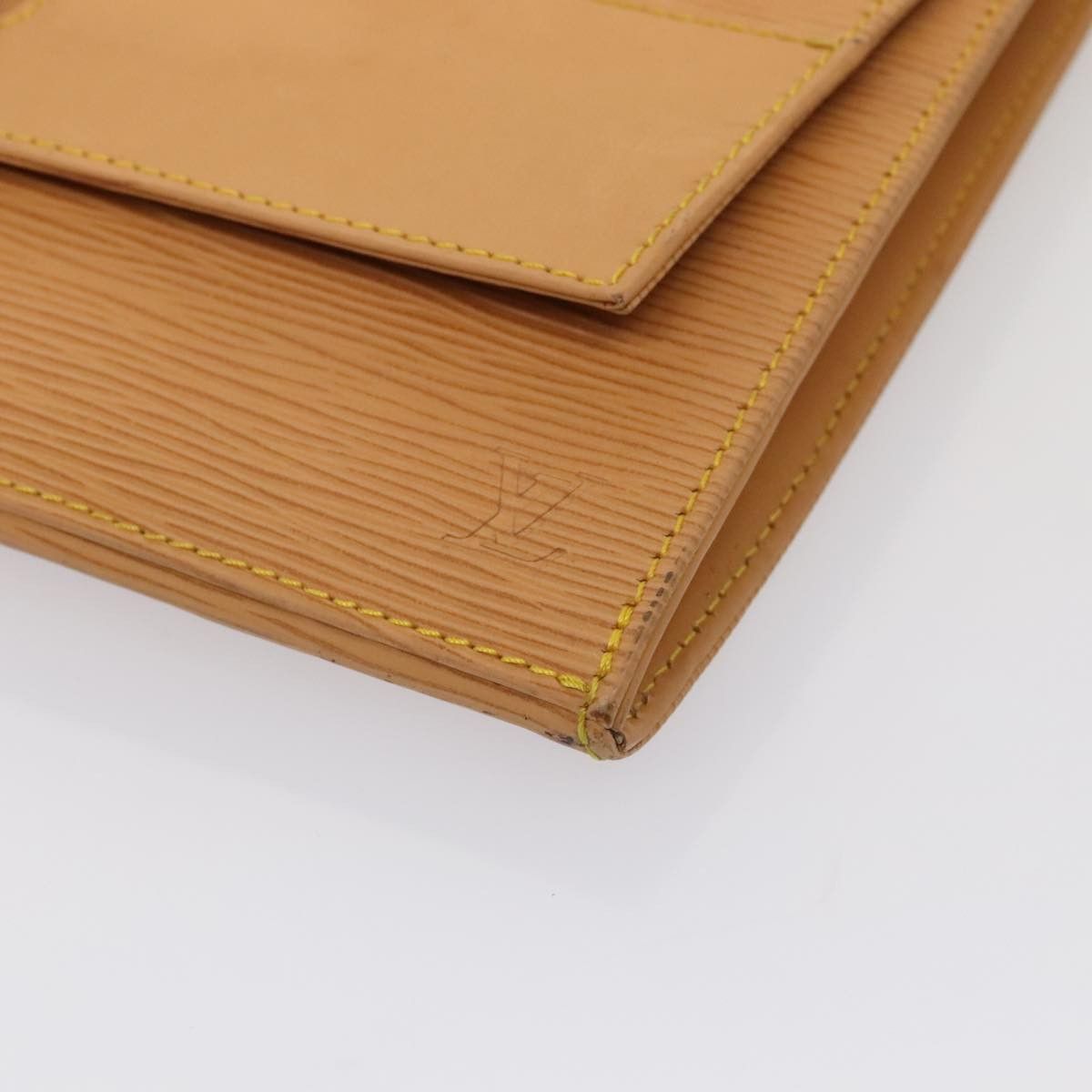 Louis Vuitton Jena Beige Leather Clutch Bag (Pre-Owned) Size ONE SIZE - 7 Thumbnail