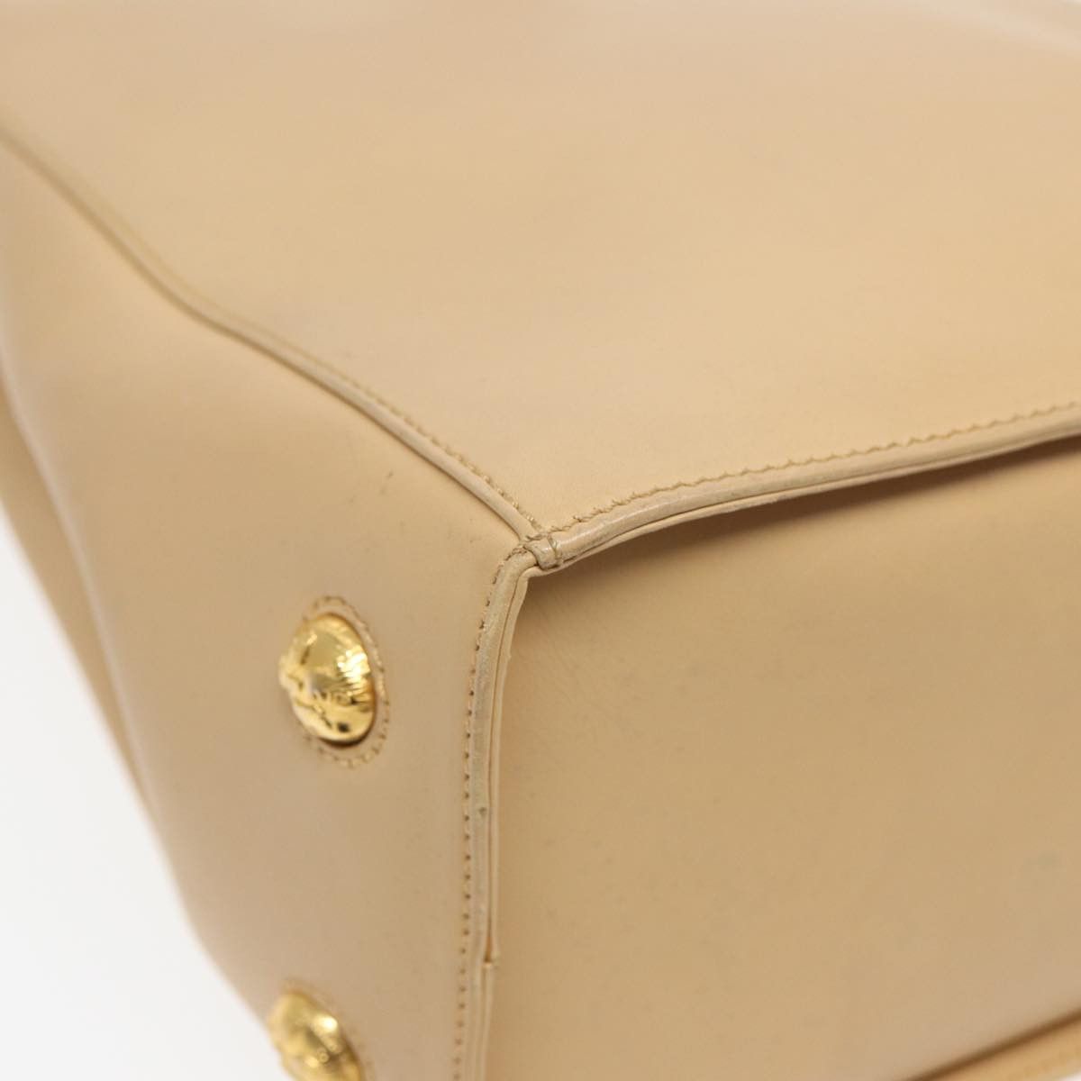 Salvatore Ferragamo Beige Leather Shoulder Bag (Pre-Owned) Size ONE SIZE - 16 Thumbnail