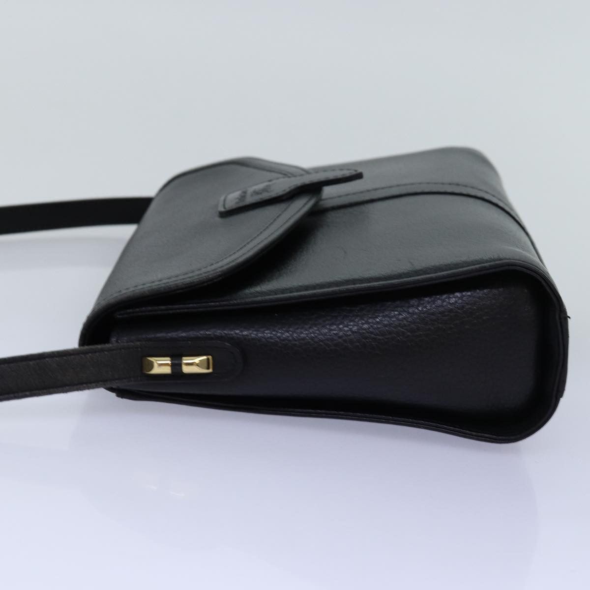 Burberry Black Leather Shoulder Bag (Pre-Owned) Size ONE SIZE - 15 Thumbnail