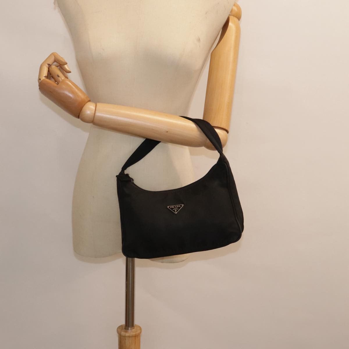 Prada Re-Nylon Black Synthetic Handbag (Pre-Owned) Size ONE SIZE - 18 Thumbnail