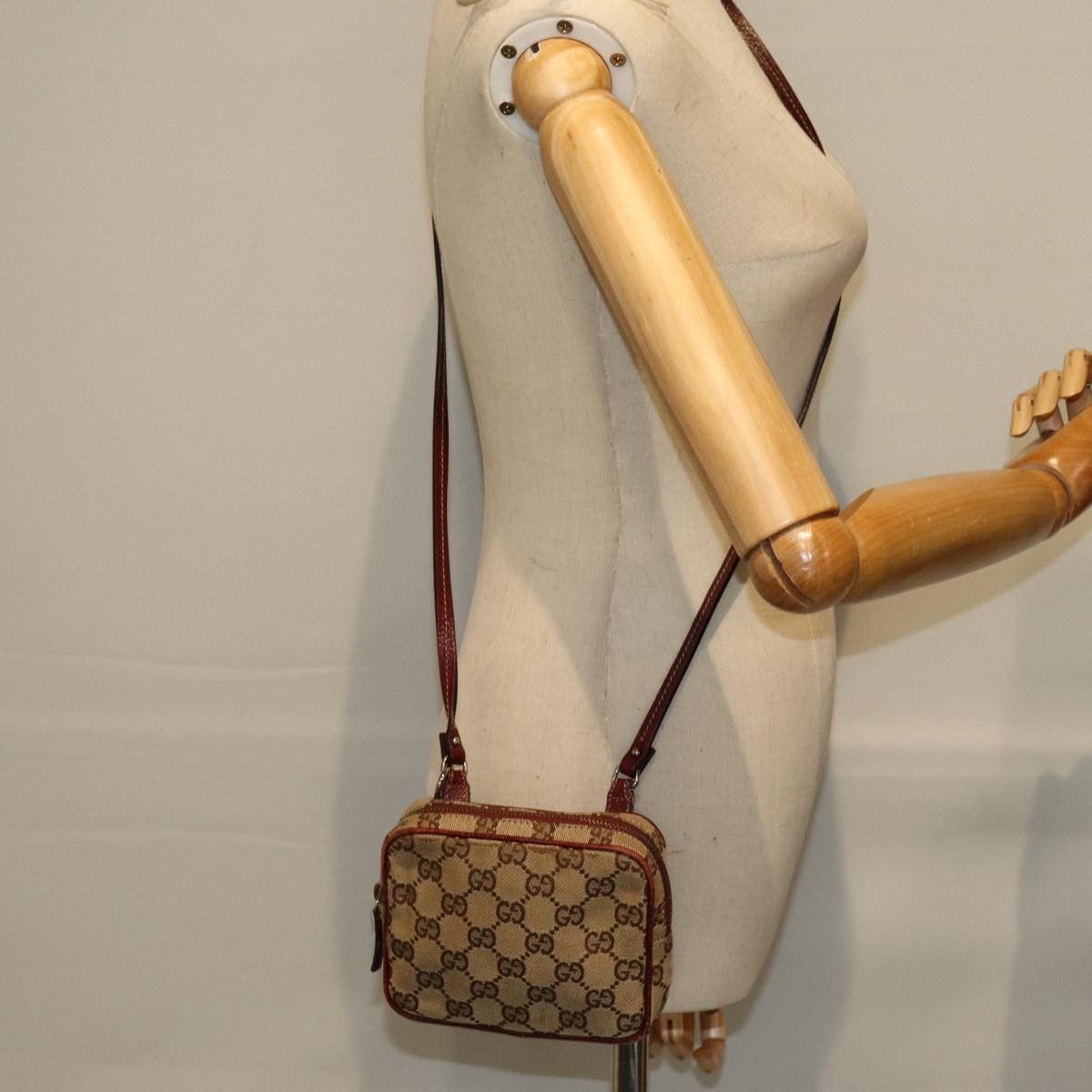 Gucci Beige Canvas Clutch Bag (Pre-Owned) Size ONE SIZE - 7 Thumbnail