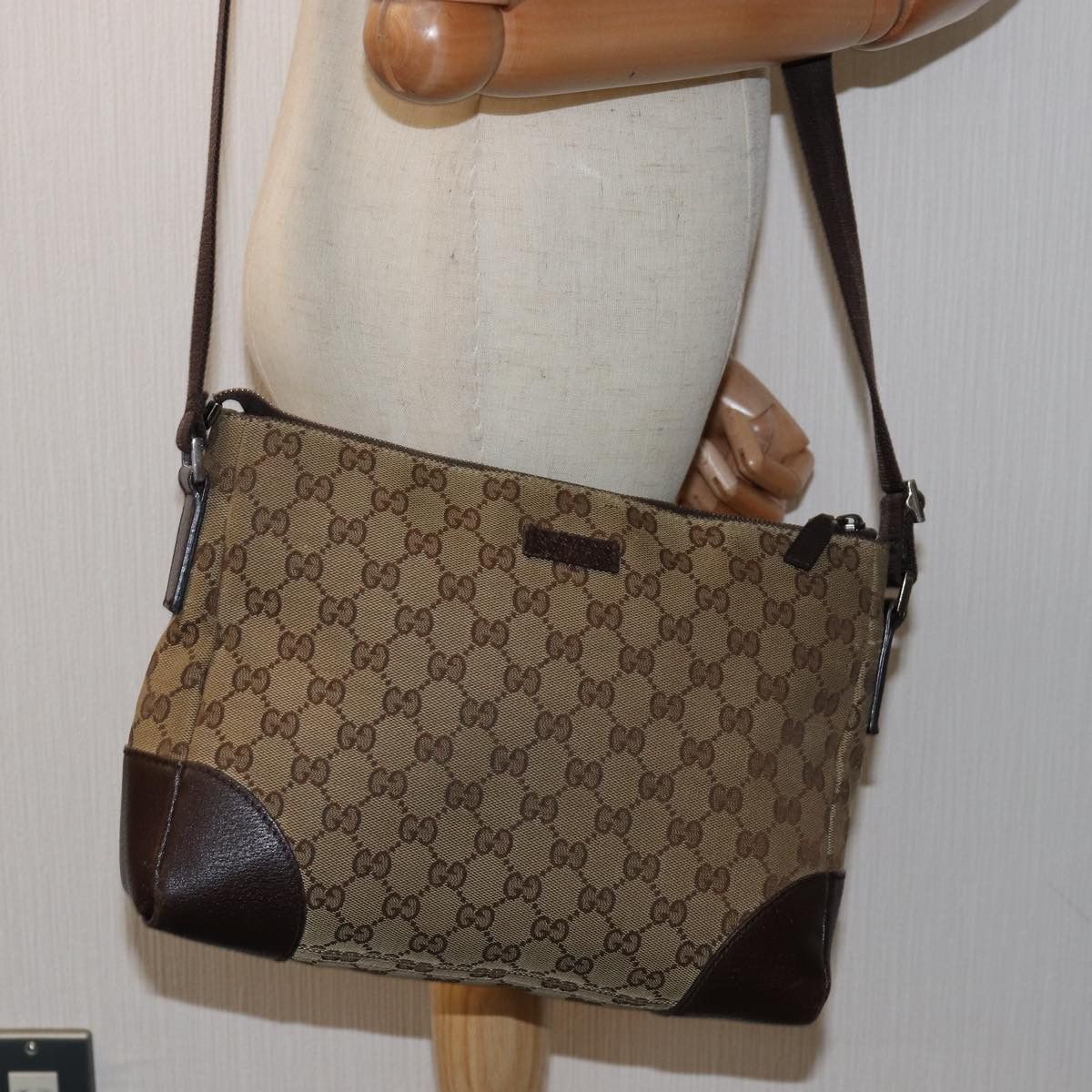 Gucci Gg Canvas Beige Canvas Shoulder Bag (Pre-Owned) Size ONE SIZE - 7 Thumbnail
