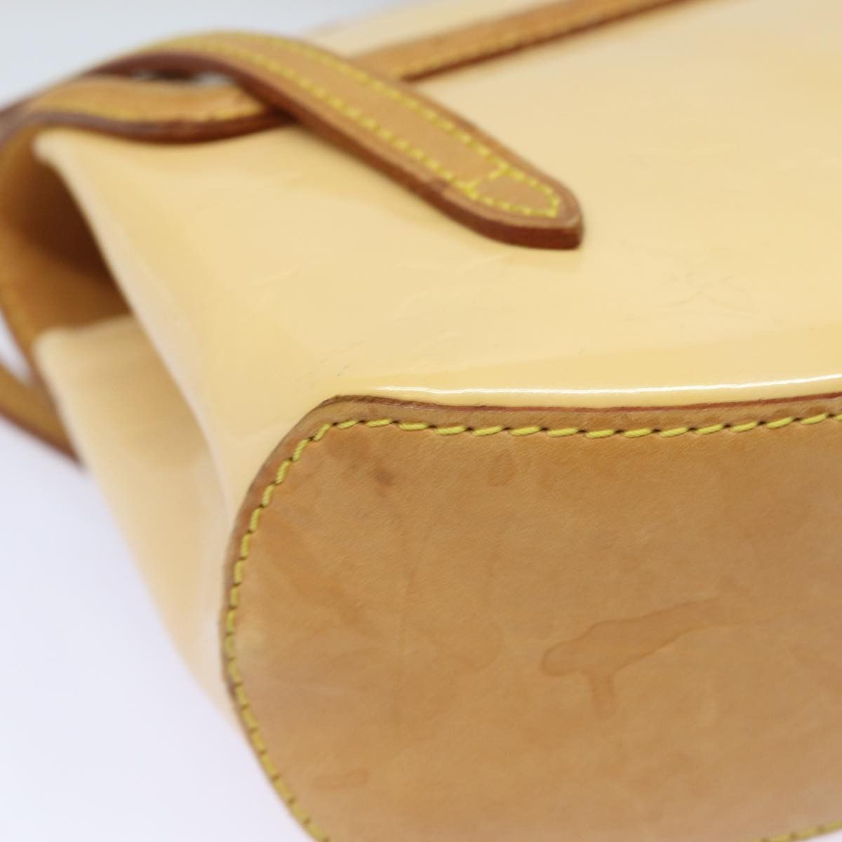 Louis Vuitton Biscayne Bay Camel Patent Leather Shoulder Bag (Pre-Owned) Size ONE SIZE - 14 Thumbnail