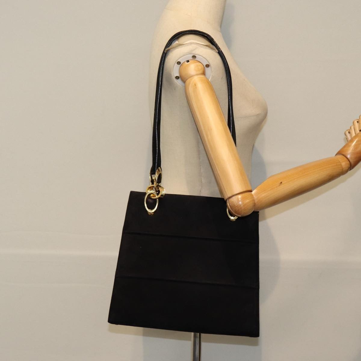 Salvatore Ferragamo Black Suede Shoulder Bag (Pre-Owned) Size ONE SIZE - 7 Thumbnail