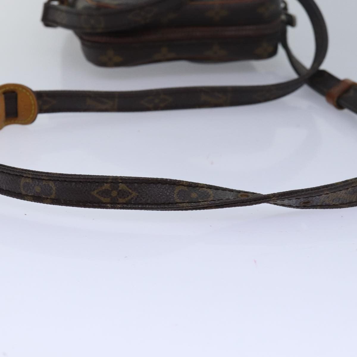 Louis Vuitton Danube Brown Canvas Shoulder Bag (Pre-Owned) Size ONE SIZE - 9 Thumbnail