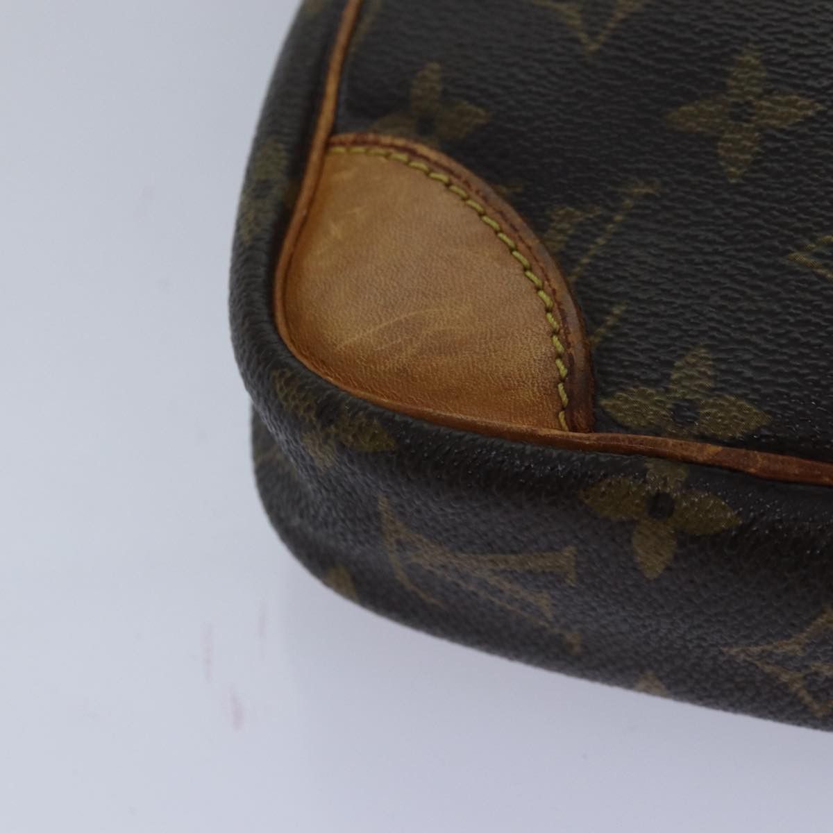 Louis Vuitton Danube Brown Canvas Shoulder Bag (Pre-Owned) Size ONE SIZE - 13 Thumbnail