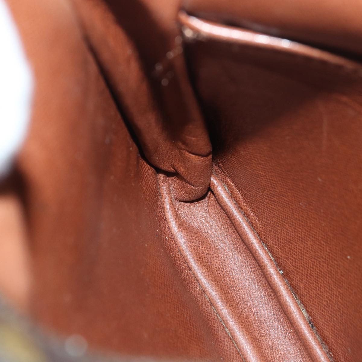 Louis Vuitton Danube Brown Canvas Shoulder Bag (Pre-Owned) Size ONE SIZE - 18 Thumbnail