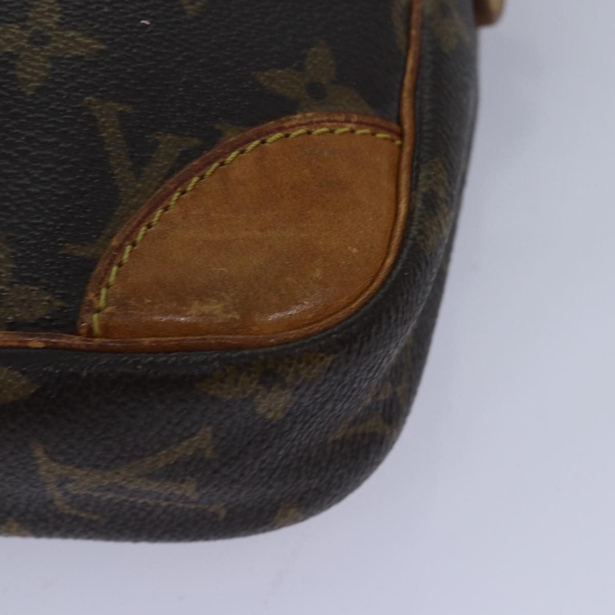 Louis Vuitton Danube Brown Canvas Shoulder Bag (Pre-Owned) Size ONE SIZE - 14 Thumbnail