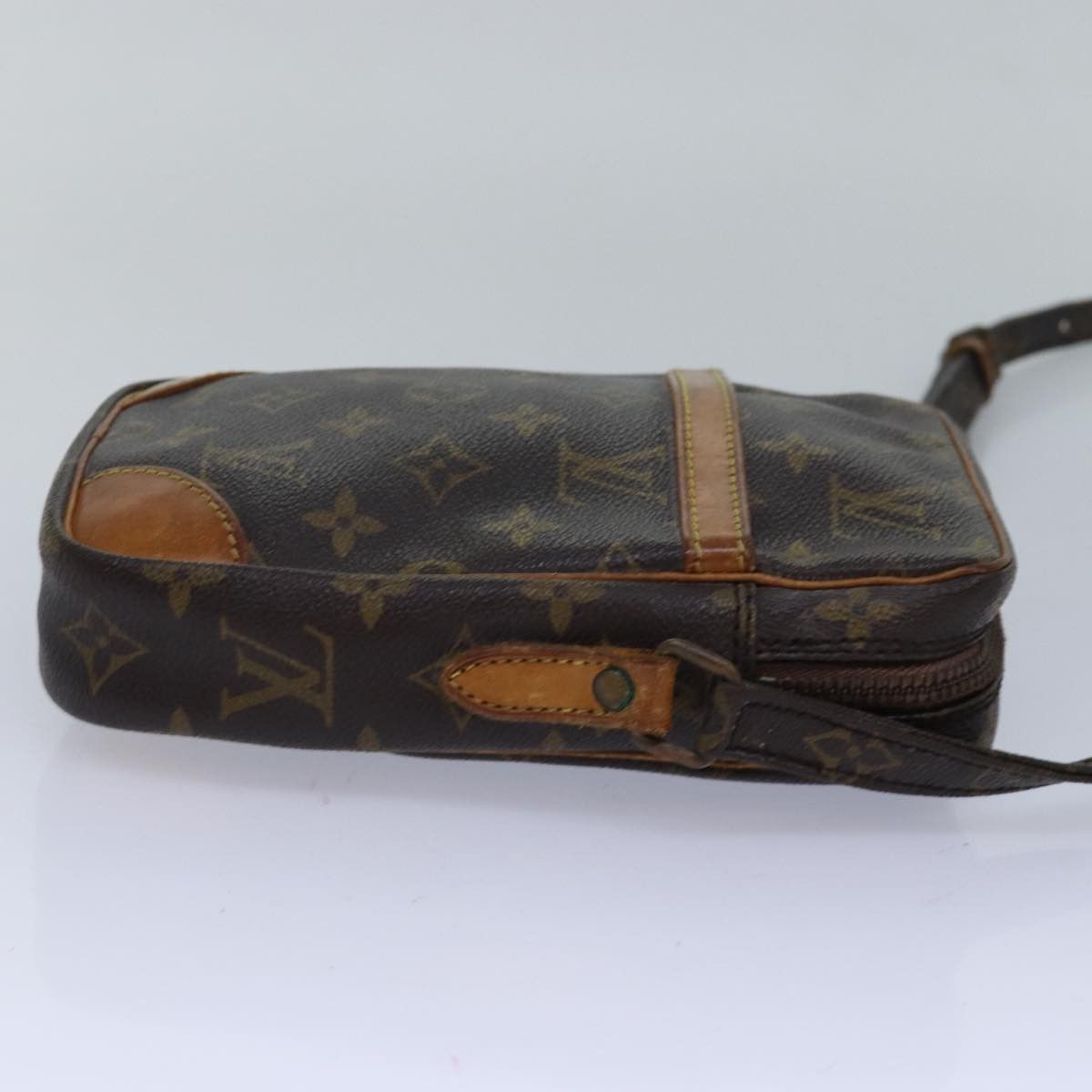 Louis Vuitton Danube Brown Canvas Shoulder Bag (Pre-Owned) Size ONE SIZE - 8 Thumbnail