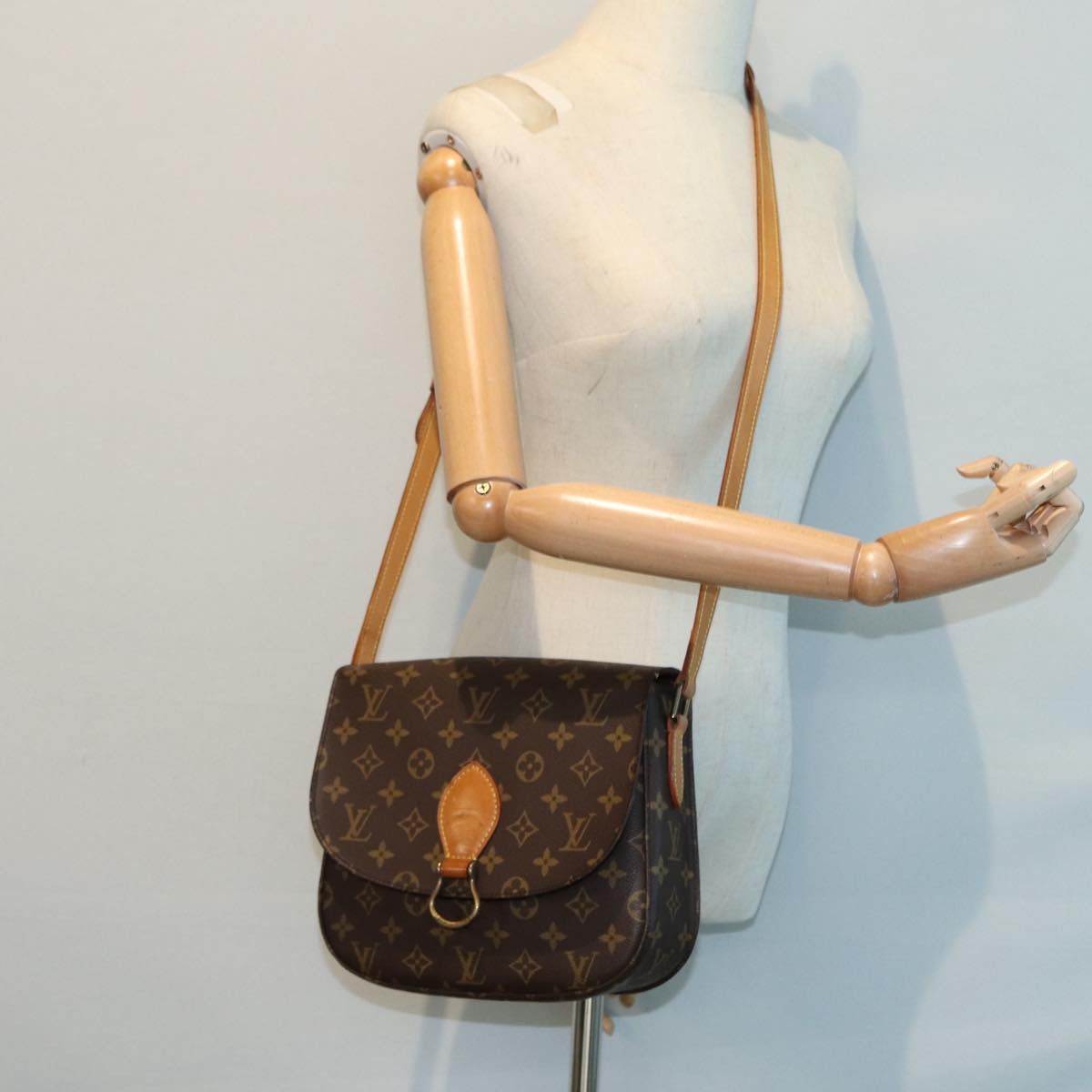 Louis Vuitton Saint Cloud Brown Canvas Shoulder Bag (Pre-Owned) Size ONE SIZE - 11 Thumbnail