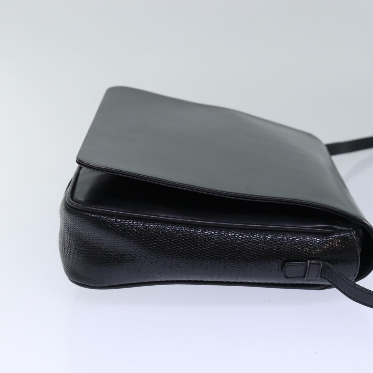 Salvatore Ferragamo Black Leather Shoulder Bag (Pre-Owned) Size ONE SIZE - 4 Thumbnail