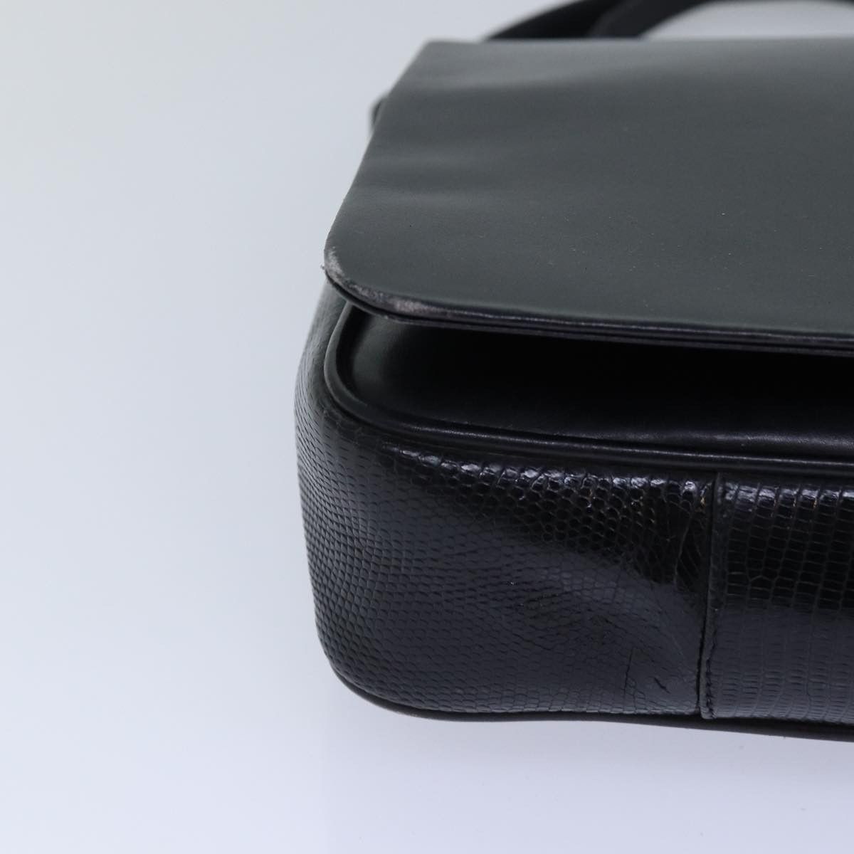 Salvatore Ferragamo Black Leather Shoulder Bag (Pre-Owned) Size ONE SIZE - 12 Thumbnail